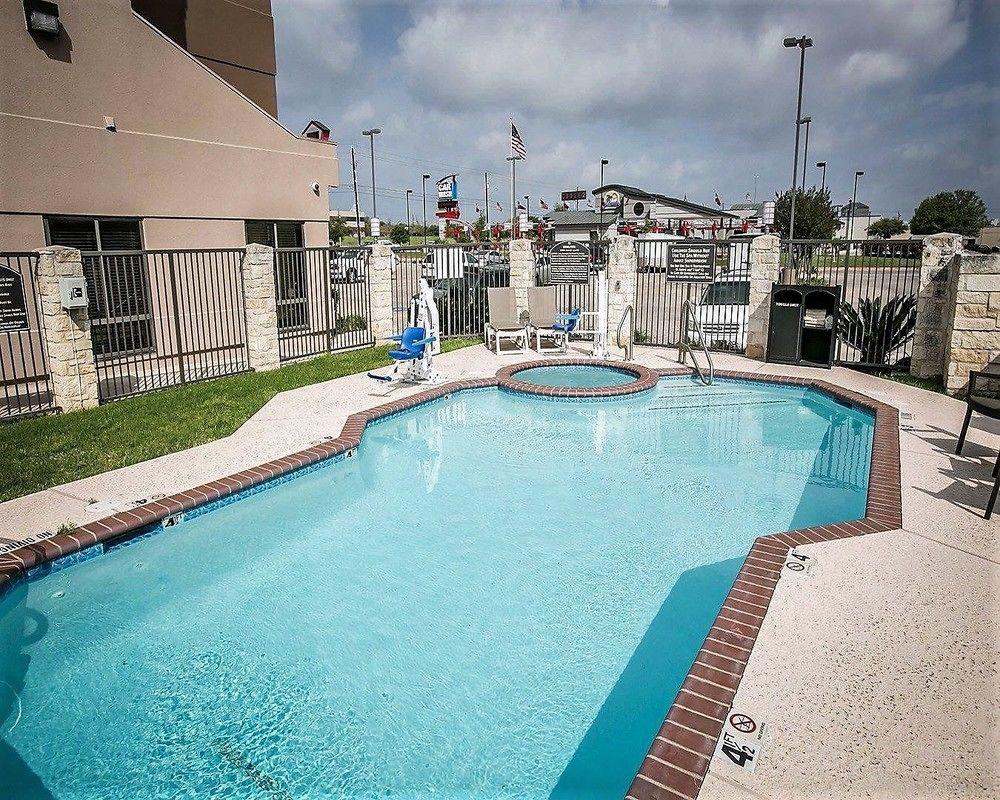 Comfort Suites Austin NW Lakeline Eksteriør bilde